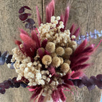 Valentinstaggeschenk: farbenfroher Trockenblumenstrauß 